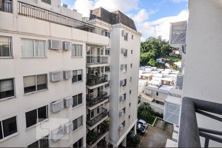 Apartamento à venda com 68m², 2 quartos e 1 vagaVaranda