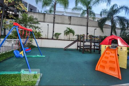 Apartamento à venda com 68m², 2 quartos e 1 vagaParquinho
