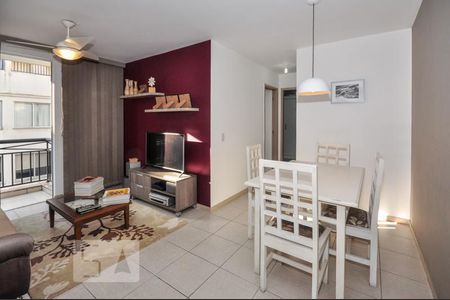 Apartamento à venda com 68m², 2 quartos e 1 vagaSala