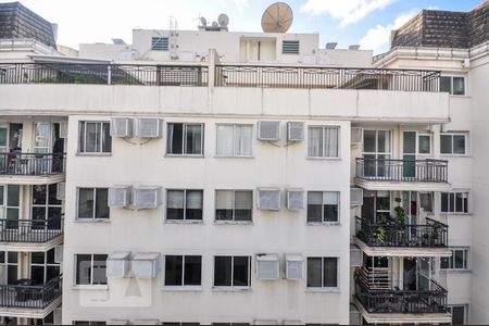Apartamento à venda com 68m², 2 quartos e 1 vagaSuíte