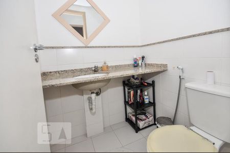 Apartamento à venda com 68m², 2 quartos e 1 vagaBanheiro Social