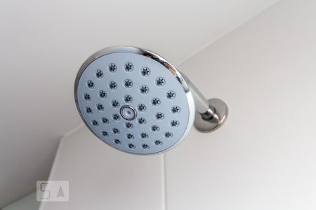 Apartamento à venda com 76m², 3 quartos e 2 vagas Apartamento à venda com 76m², 3 quartos e 2 vagasDetalhe do Banheiro do Corredor