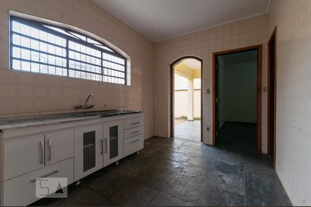 Casa para alugar com 350m², 5 quartos e sem vaga Casa para alugar com 350m², 5 quartos e sem vagaCozinha