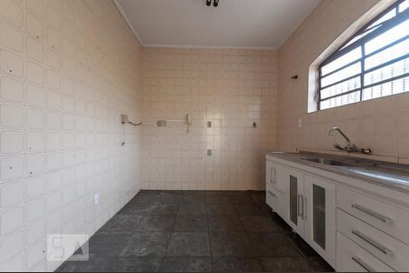 Casa para alugar com 350m², 5 quartos e sem vaga Casa para alugar com 350m², 5 quartos e sem vagaCozinha