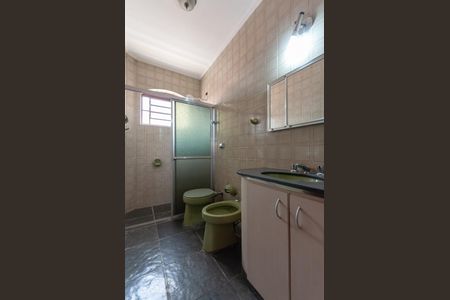 Casa para alugar com 350m², 5 quartos e sem vaga Casa para alugar com 350m², 5 quartos e sem vagaBanheiro superior 2