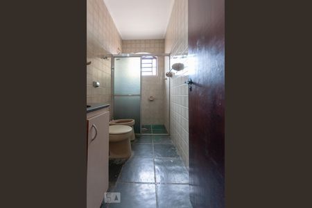 Casa para alugar com 350m², 5 quartos e sem vaga Casa para alugar com 350m², 5 quartos e sem vagaBanheiro superior 1