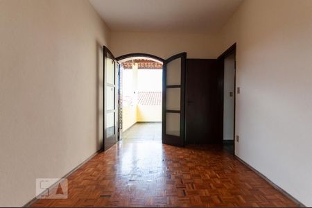 Casa para alugar com 350m², 5 quartos e sem vaga Casa para alugar com 350m², 5 quartos e sem vagaQuarto 5