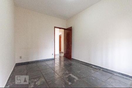 Sala 1 de casa para alugar com 5 quartos, 350m² em Jardim Santa Genebra, Campinas