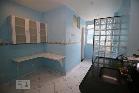Apartamento à venda com 80m², 2 quartos e 1 vagaCozinha