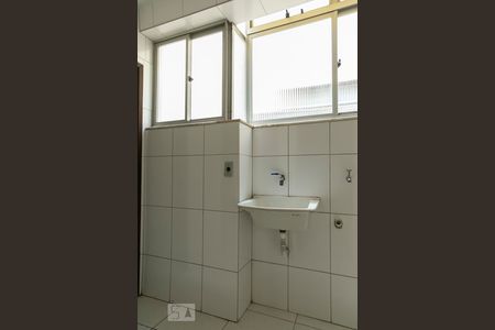 Área de Serviço de apartamento para alugar com 3 quartos, 84m² em Floresta, Belo Horizonte