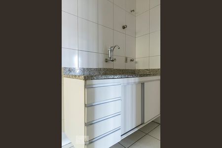 Cozinha de apartamento para alugar com 3 quartos, 84m² em Floresta, Belo Horizonte