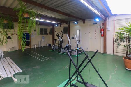 Apartamento à venda com 85m², 2 quartos e 2 vagas Apartamento à venda com 85m², 2 quartos e 2 vagasAcademia