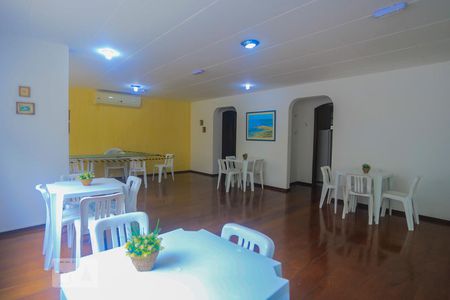 Apartamento à venda com 85m², 2 quartos e 2 vagas Apartamento à venda com 85m², 2 quartos e 2 vagasSalão de Festa