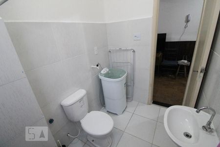 Apartamento para alugar com 46m², 1 quarto e sem vaga Apartamento para alugar com 46m², 1 quarto e sem vagaBanheiro