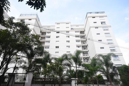 Apartamento para alugar com 256m², 3 quartos e 4 vagas Apartamento para alugar com 256m², 3 quartos e 4 vagasFachada