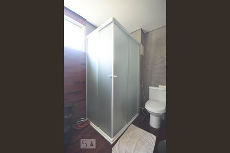 Apartamento para alugar com 256m², 3 quartos e 4 vagas Apartamento para alugar com 256m², 3 quartos e 4 vagasDetalhe do banheiro suíte 3