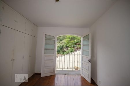 Casa à venda com 400m², 4 quartos e 5 vagasQUARTO 3