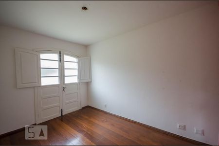 Casa à venda com 400m², 4 quartos e 5 vagasQUARTO 3