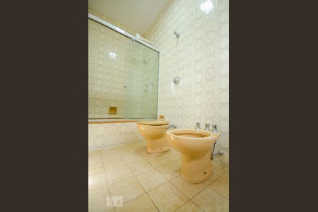 Casa à venda com 400m², 4 quartos e 5 vagasBANHEIRO SUÍTE 