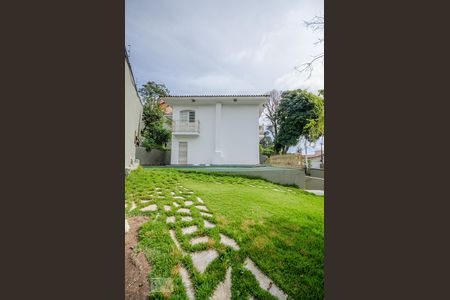 Casa à venda com 400m², 4 quartos e 5 vagasÁREA EXTERNA 