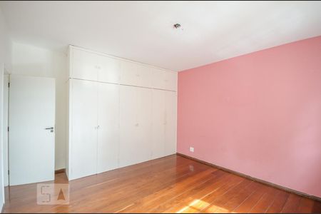 Casa à venda com 400m², 4 quartos e 5 vagasSUÍTE 