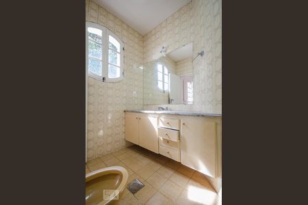 Casa à venda com 400m², 4 quartos e 5 vagasBANHEIRO SUÍTE 