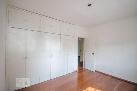Casa à venda com 400m², 4 quartos e 5 vagasQUARTO 2