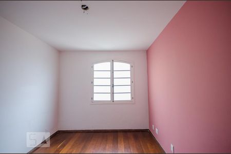 Casa à venda com 400m², 4 quartos e 5 vagasQUARTO 4