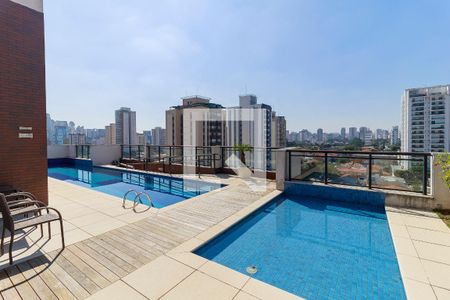 Studio para alugar com 32m², 0 quarto e 1 vaga Studio para alugar com 32m², 0 quarto e 1 vagaPiscina