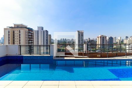 Studio para alugar com 32m², 0 quarto e 1 vaga Studio para alugar com 32m², 0 quarto e 1 vagaPiscina