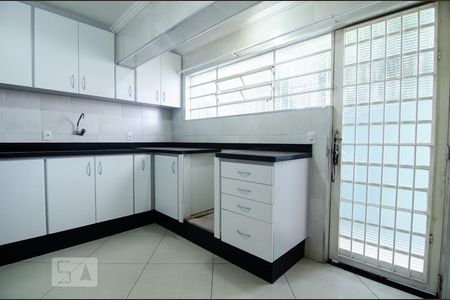 Cozinha de casa à venda com 3 quartos, 200m² em Jardim do Trevo, Campinas