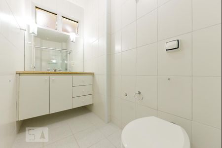 Apartamento para alugar com 115m², 2 quartos e 1 vaga Apartamento para alugar com 115m², 2 quartos e 1 vagaBanheiro Suíte
