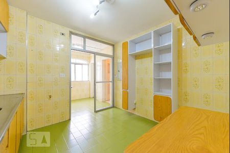 Apartamento para alugar com 115m², 2 quartos e 1 vaga Apartamento para alugar com 115m², 2 quartos e 1 vagaCozinha