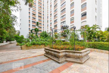 Apartamento para alugar com 115m², 2 quartos e 1 vaga Apartamento para alugar com 115m², 2 quartos e 1 vagaEspaço Comum