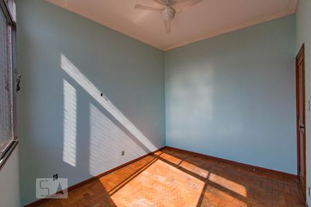 Apartamento para alugar com 110m², 3 quartos e sem vagaQuarto 2