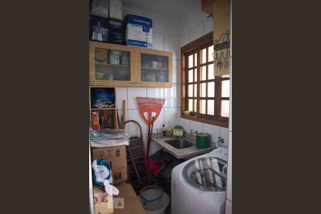 Casa à venda com 180m², 3 quartos e 4 vagasÁrea de serviço