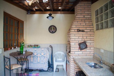 Casa à venda com 180m², 3 quartos e 4 vagasChurrasqueira 