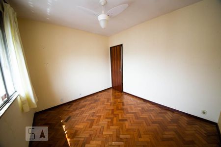 Apartamento à venda com 135m², 4 quartos e 1 vagaQuarto 2 