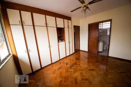 Apartamento à venda com 135m², 4 quartos e 1 vagaSuíte 