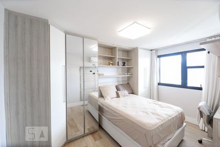 Apartamento à venda com 144m², 2 quartos e 2 vagasSuíte