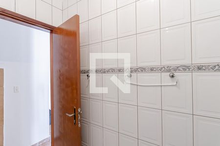 Casa à venda com 80m², 2 quartos e 1 vaga Casa à venda com 80m², 2 quartos e 1 vagaBanheiro