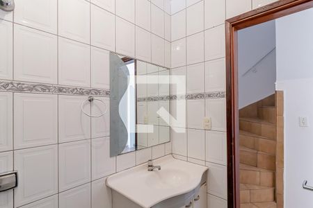 Casa à venda com 80m², 2 quartos e 1 vaga Casa à venda com 80m², 2 quartos e 1 vagaBanheiro