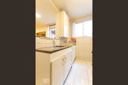 Cozinha  de apartamento para alugar com 2 quartos, 49m² em Vila Angélica, Jundiaí