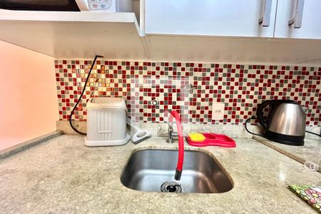 Sala/Cozinha de casa para alugar com 1 quarto, 38m² em Vila Guarani (z Sul), São Paulo