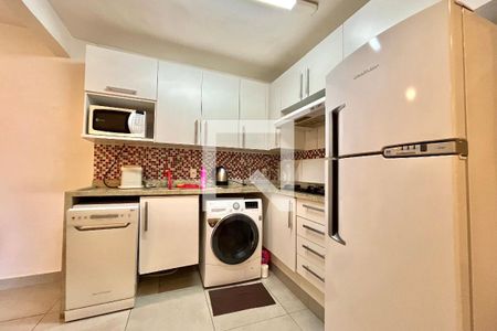 Sala/Cozinha de casa para alugar com 1 quarto, 38m² em Vila Guarani (z Sul), São Paulo