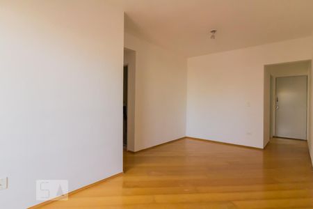 Sala de apartamento para alugar com 3 quartos, 77m² em Cidade Brasil, Guarulhos