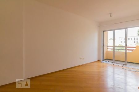 Sala de apartamento para alugar com 3 quartos, 77m² em Cidade Brasil, Guarulhos