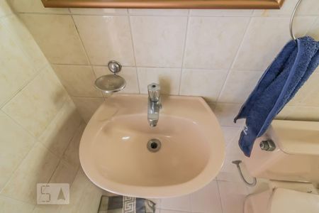 Pia do banheiro de apartamento para alugar com 3 quartos, 77m² em Cidade Brasil, Guarulhos