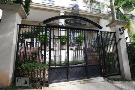 Apartamento para alugar com 150m², 3 quartos e 4 vagasFachada