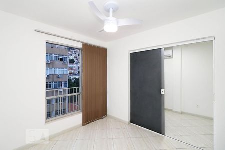 Apartamento à venda com 74m², 3 quartos e 1 vagaQuarto 2.